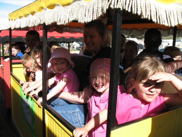 2008train8.jpg